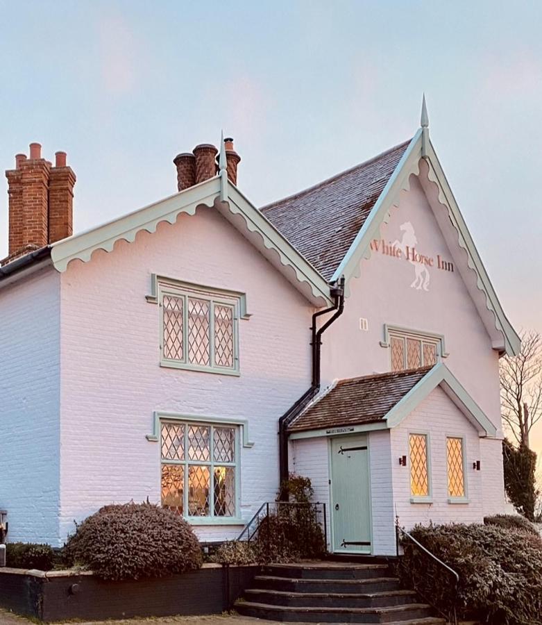 The White Horse Inn Eye  ภายนอก รูปภาพ